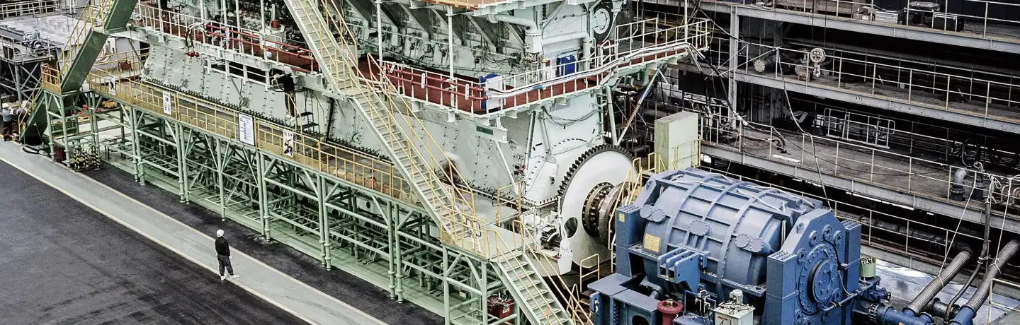Hanwha Engine is the leading player in low speed diesel and gas power plants.