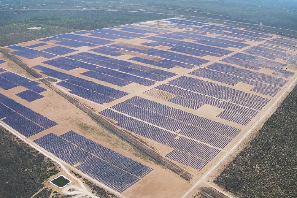 Through its U.S. Solar Hub, Hanwha brings the entire solar supply chain under one roof, promoting large scale innovation.