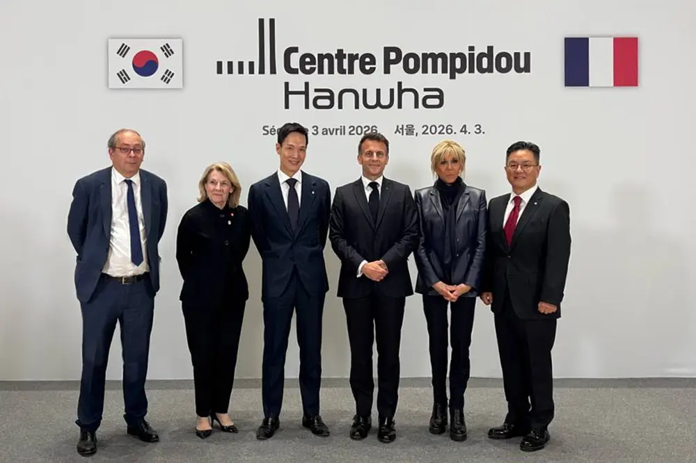 President Macron alongside French cultural leaders and officials at Centre Pompidou Hanwha  